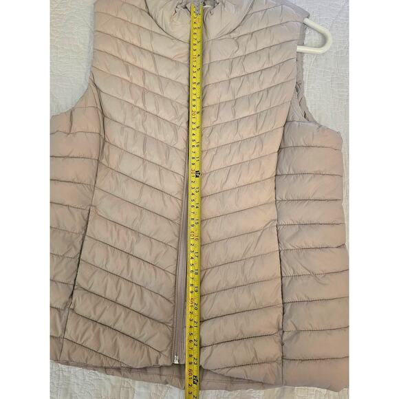 Pink Lightweight Quilted Puffer Vest Zip Up Water-Resistant Old Navy Women's L - Picture 5 of 5